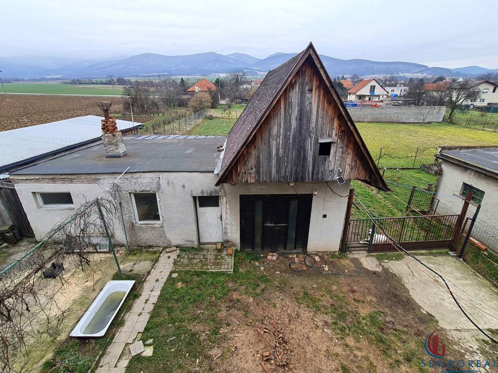 5.izb RD Čereňany pozemok 1028m - 6