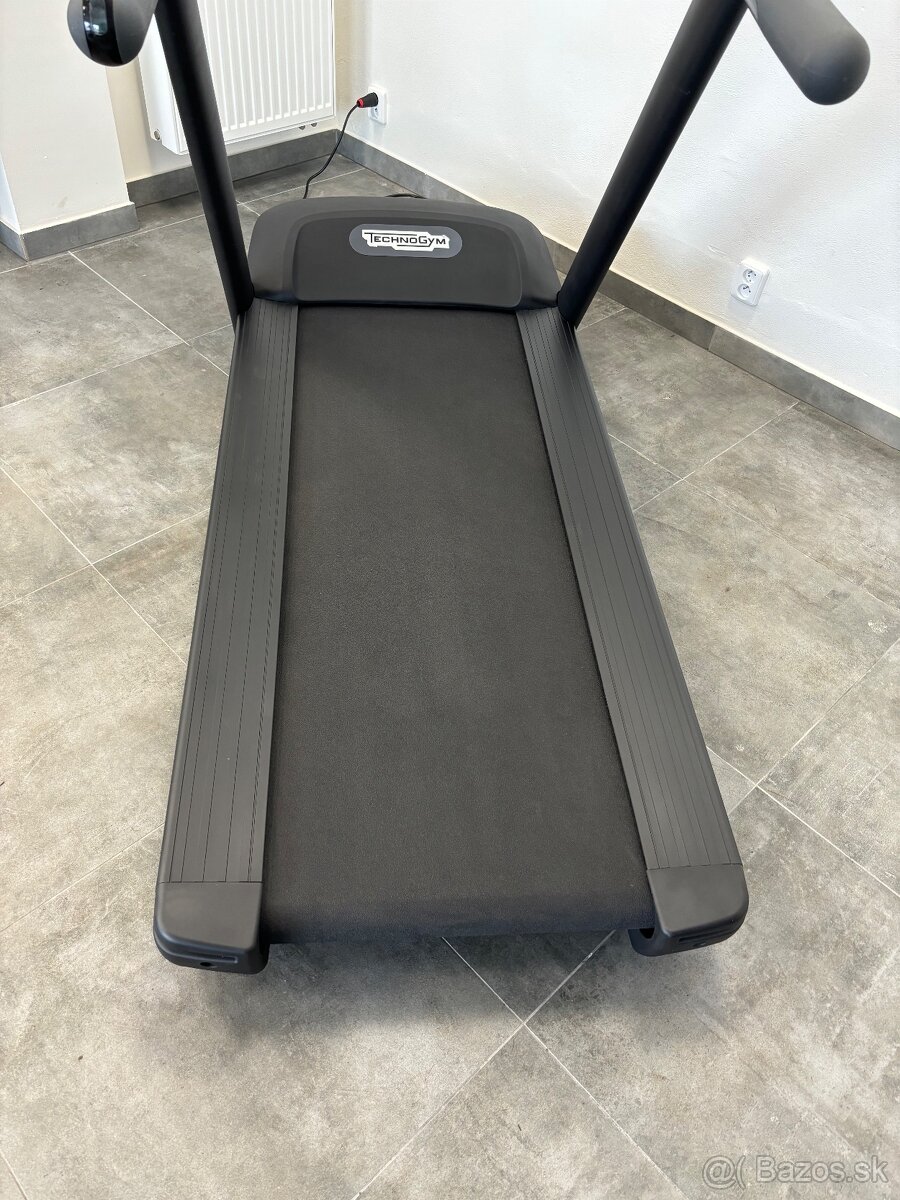 Technogym Jog run now - jako nový - 6