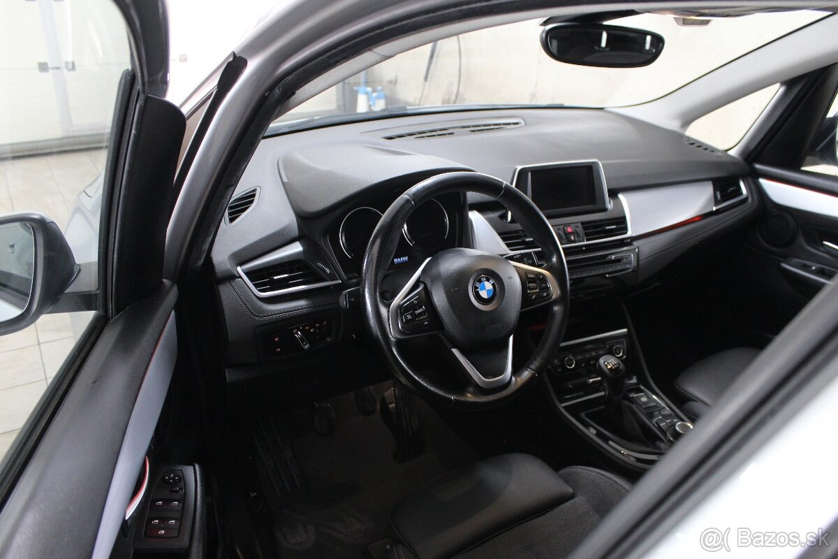 BMW Rad 2 Active Tourer 2 218d Sport Line A/T - 6