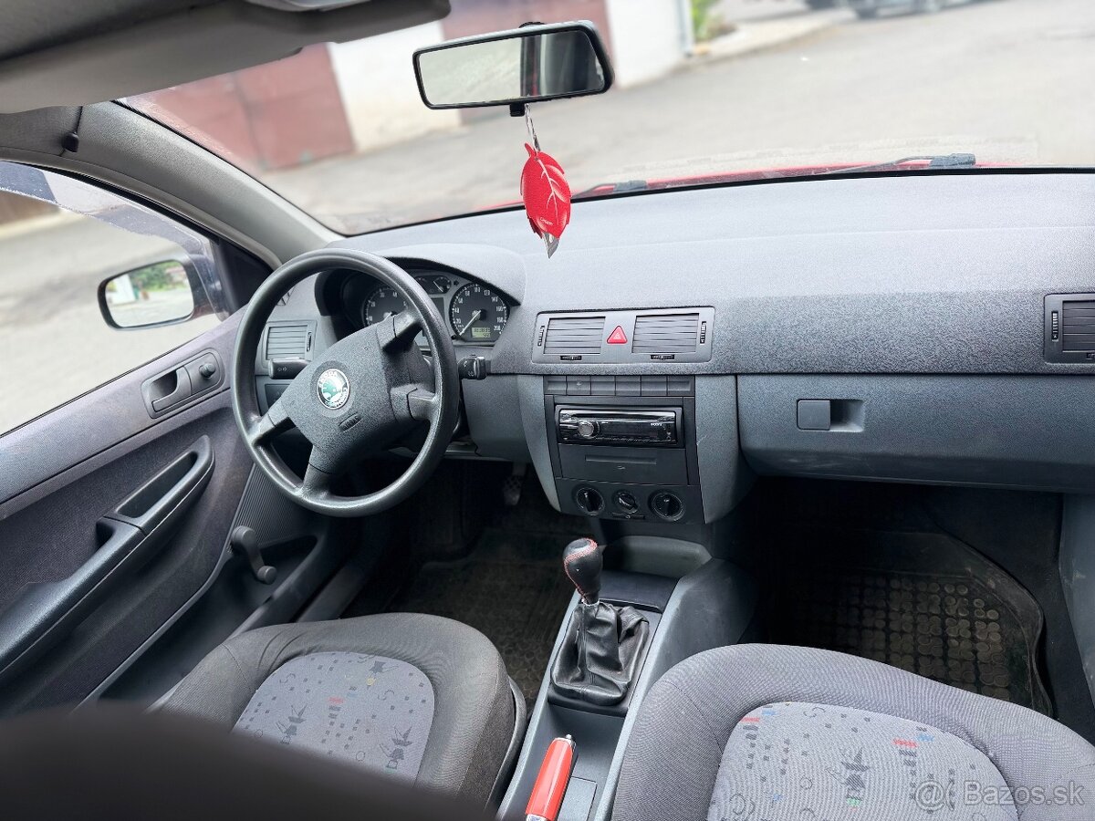 Škoda fabia 1.4 - 6