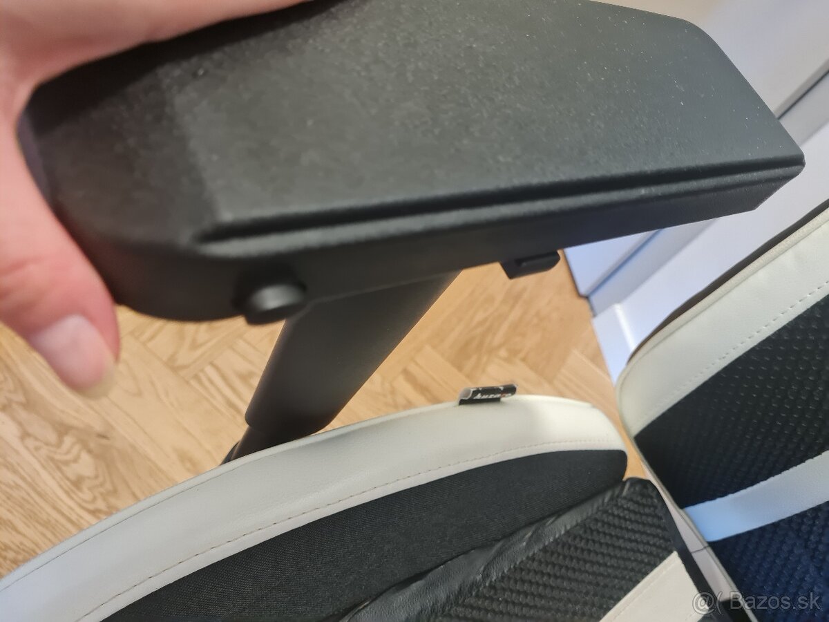 Gaming chair - herné kreslo k PC - 6