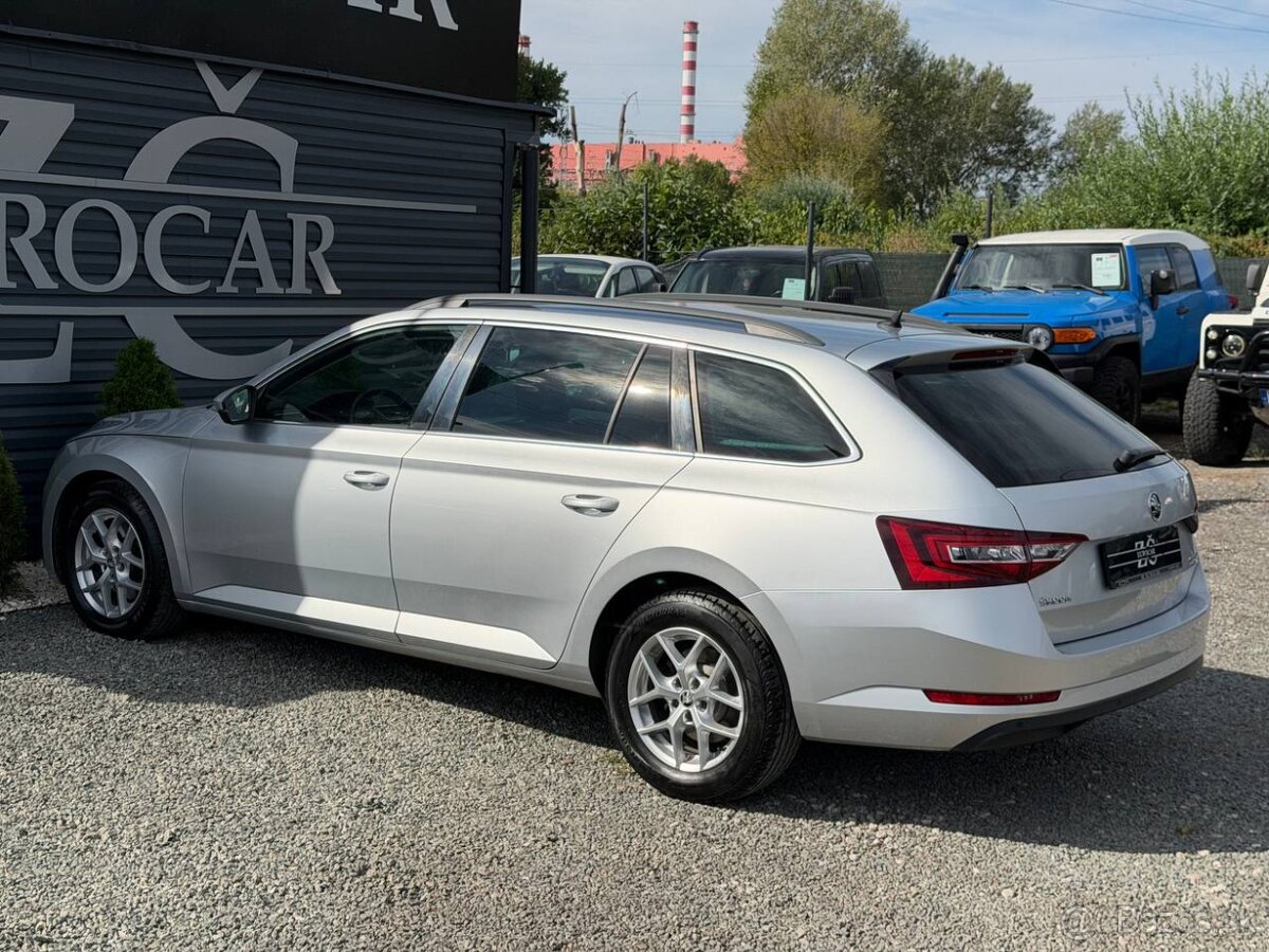 Škoda Superb Combi 2.0 TDI - 6