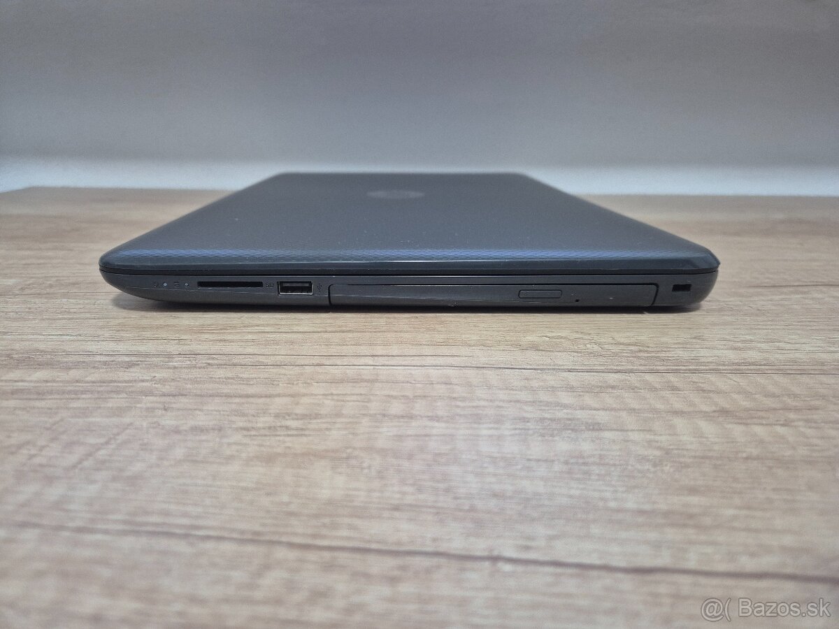 HP 250 G4 /Intel Core i5-6200U/8GB RAM/HD/256GB SSD - 6