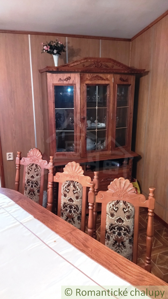 Polyfunkčná budova so súkromným bytom, Veľká Lesná - 6