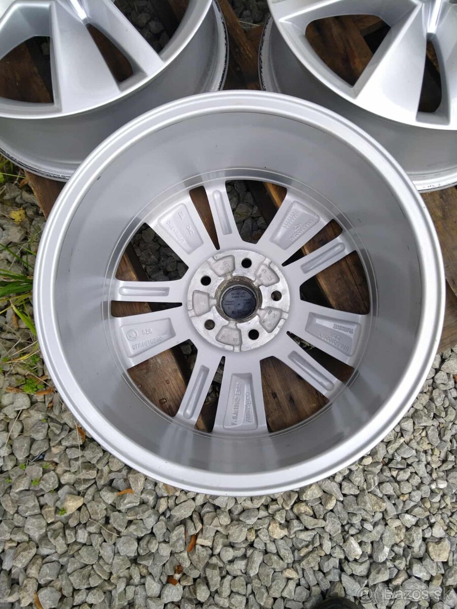 Alu Škoda Karoq R 17 originál. - 6