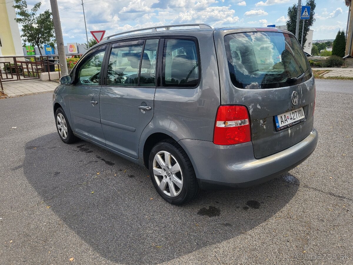 Predam vw touran 2.0 tdi 103kw - 6