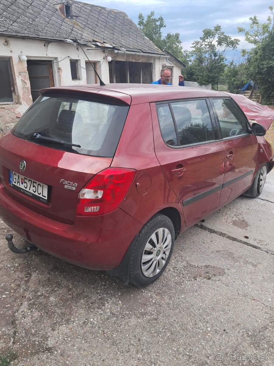 Škoda Fabia 2 - 6