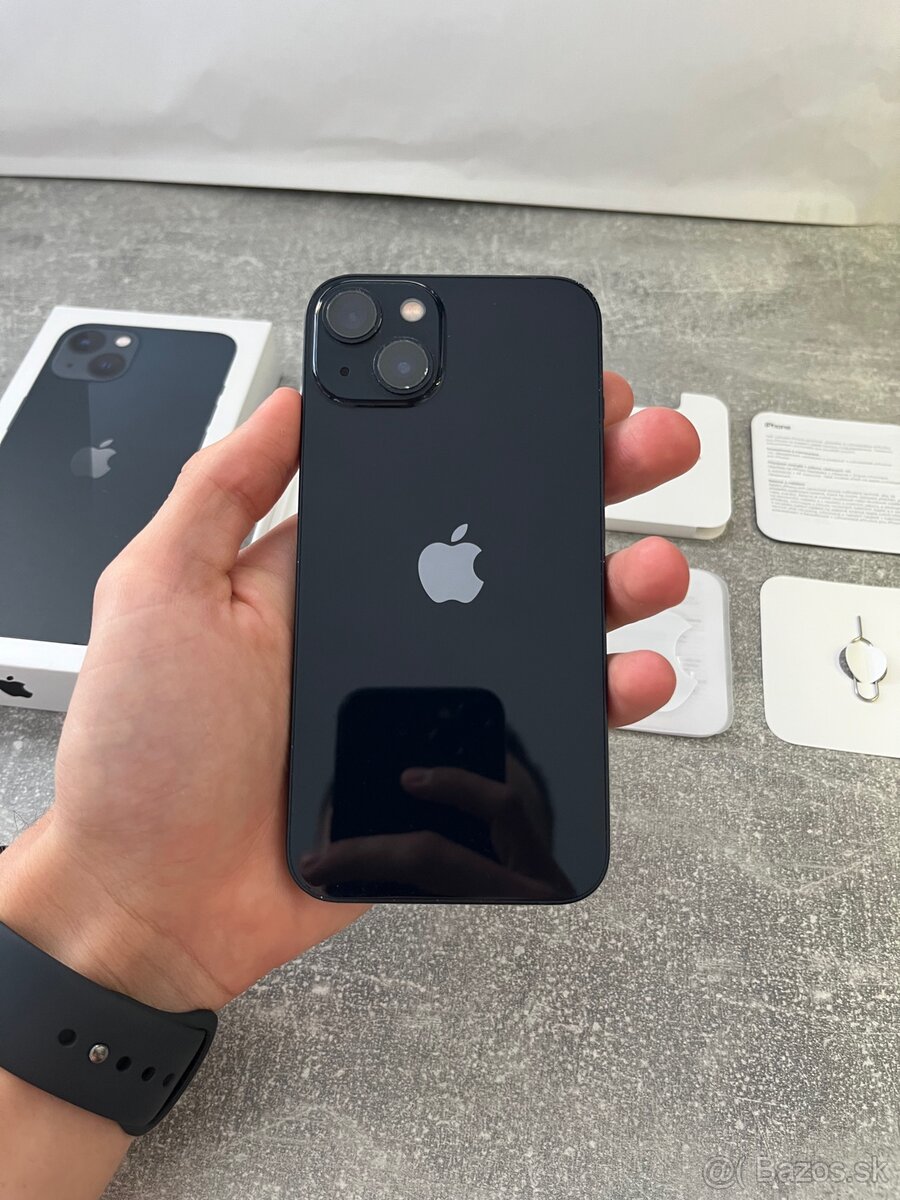 Apple iPhone 13 128 GB – 84 % batéria - 6