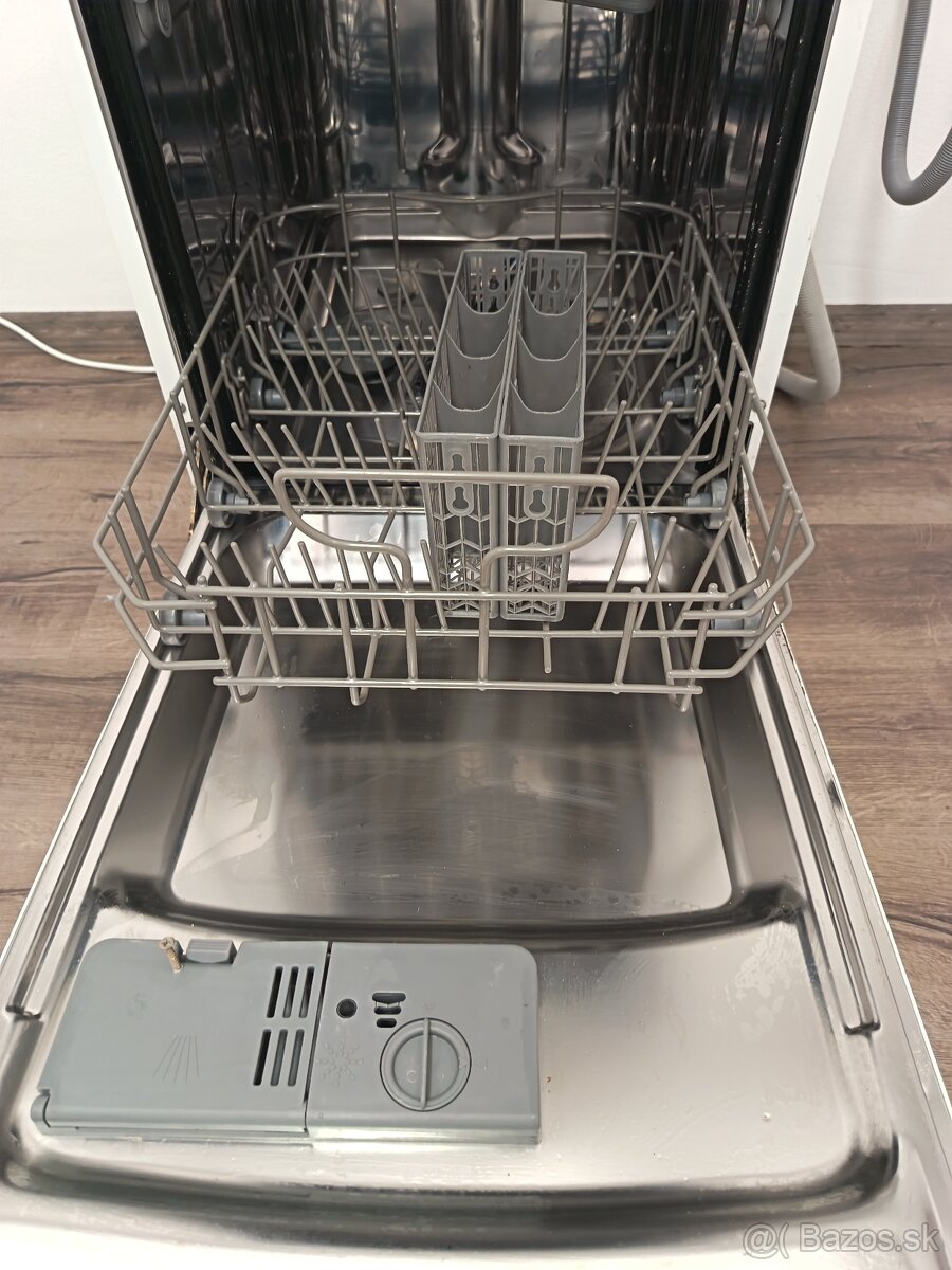 Umývačka riadu 45 vstavaná - 6