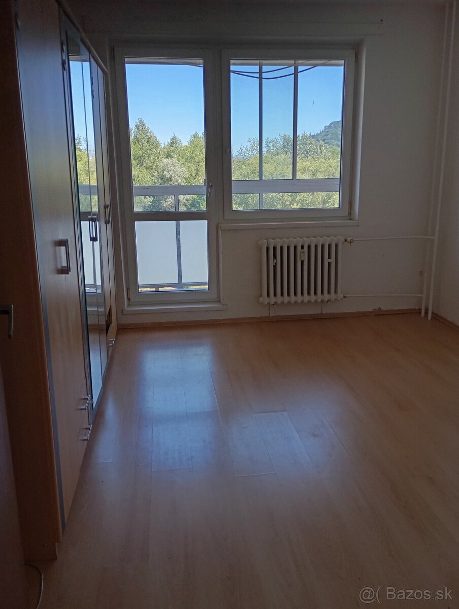 4.izb.byt humenne - 6