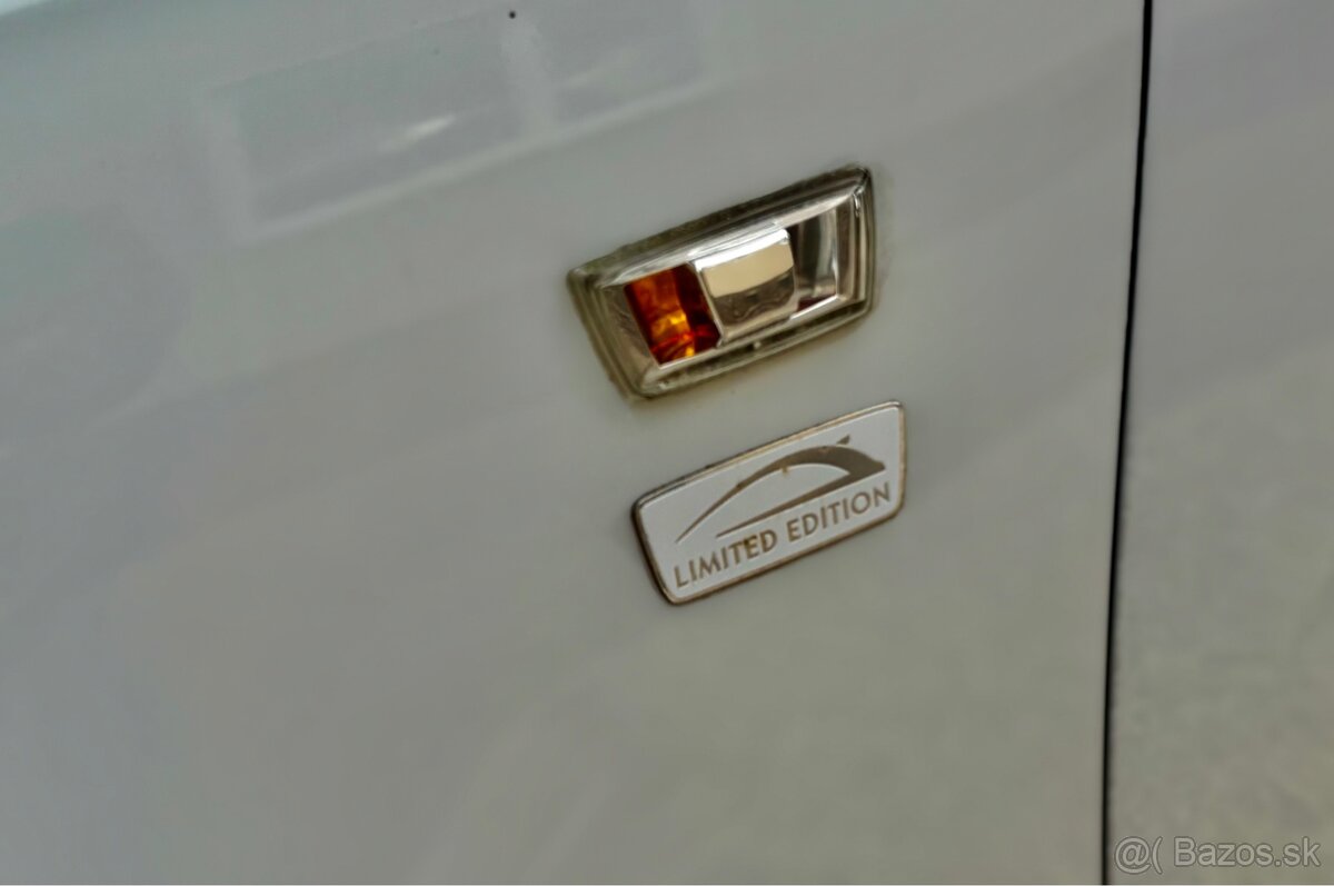 Opel Corsa 1.4 Benzín 2009 - 6