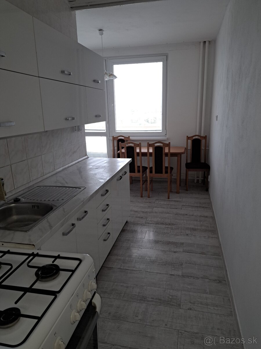 Dvojizbovy byt na prenajom - 6