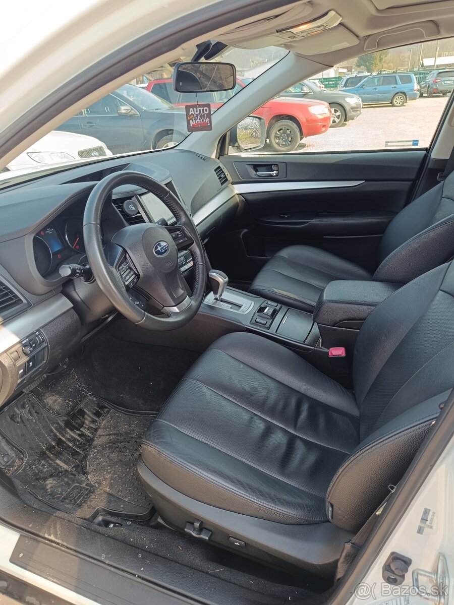 Predáme Subaru Outback BR 2013 2.5 FB - 6