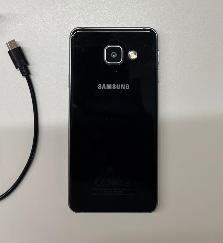Samsung Galaxy A3 - 6