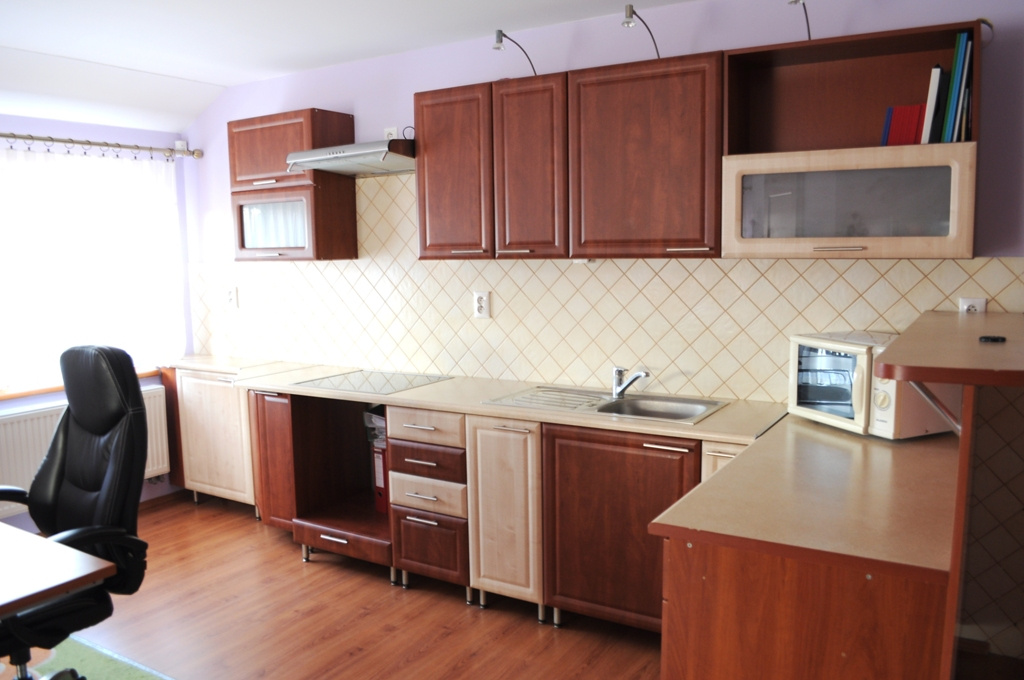 Predám 6 - 7 izbový dom - 6