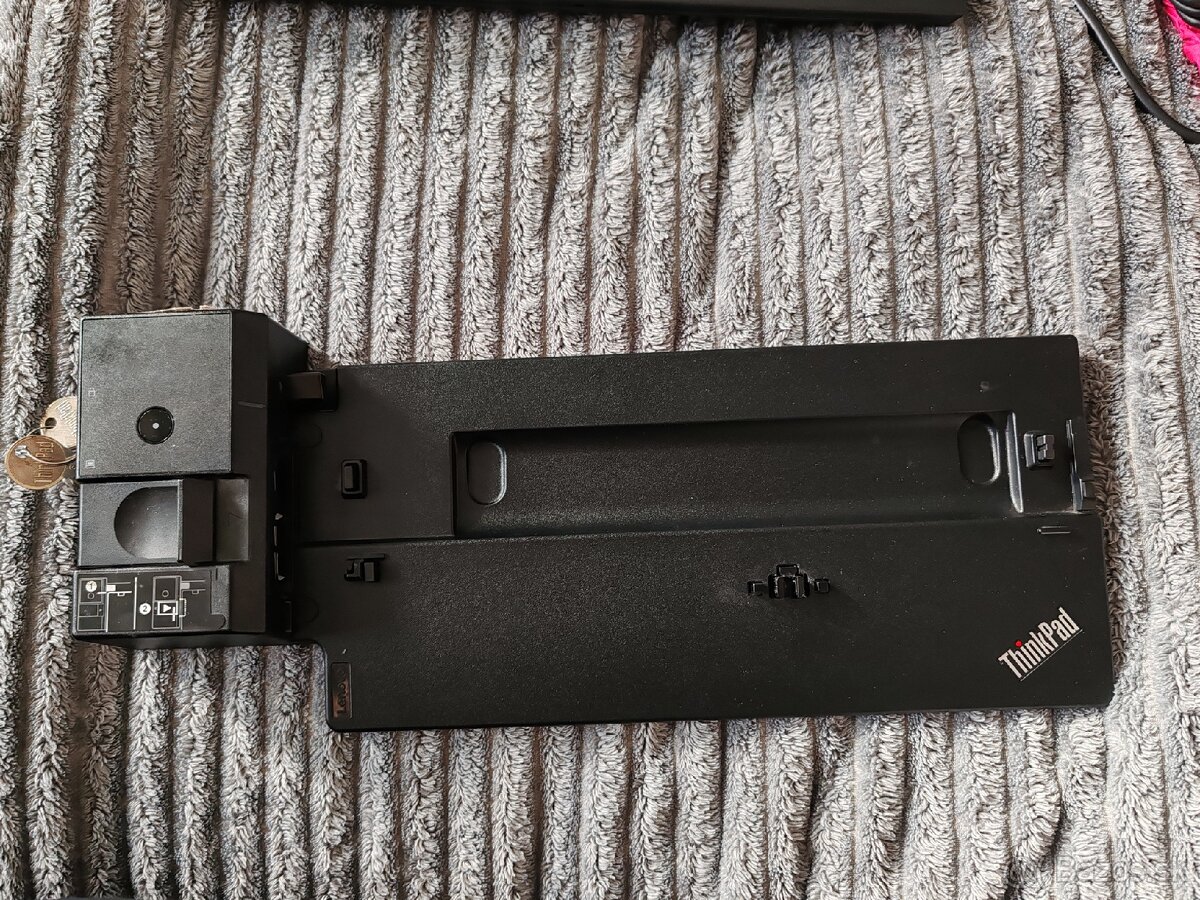 Lenovo Thinkpad T14 gen1 - 6