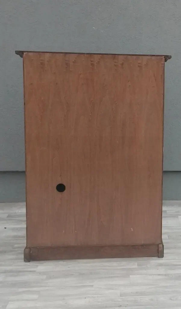 Skriňa teaková – spálňová. - 6