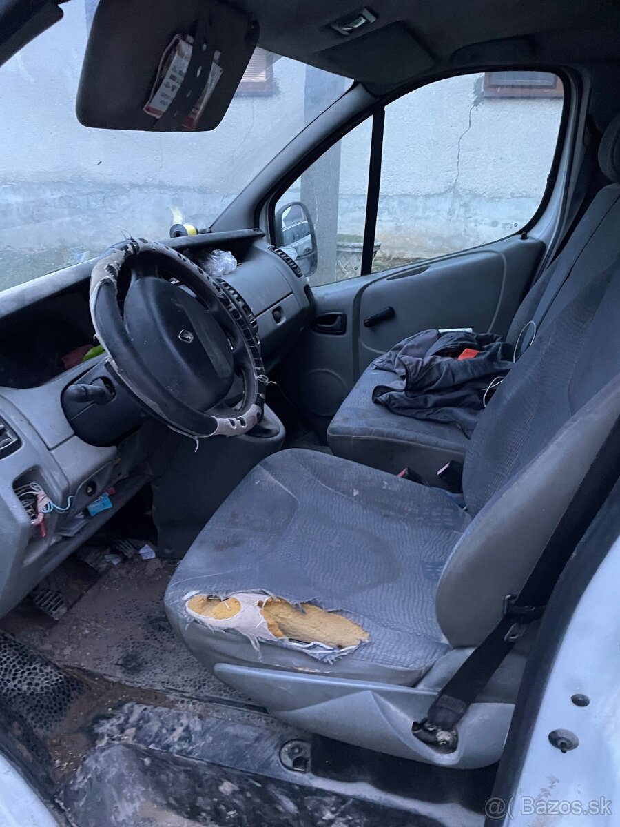 Renault traffic II. 1.9dci Predám v celku - 6