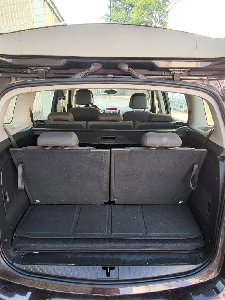 Opel Zafira Tourer 1.4i , 1.6i 103 kw r.2015 7 miestna., - 6