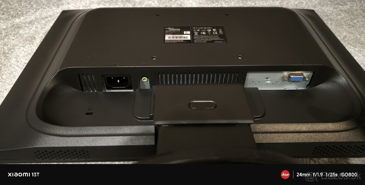 Monitor - Fujitsu Siemens - 6