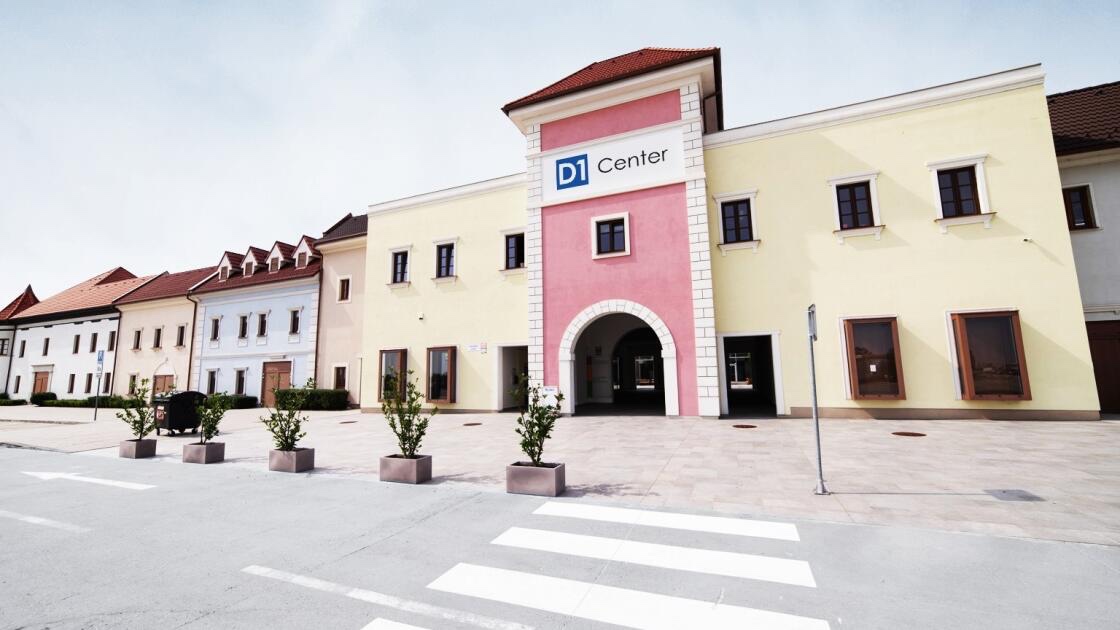 Dám do prenájmu zariadený obchodný priestor pri D1 v Senci - 6