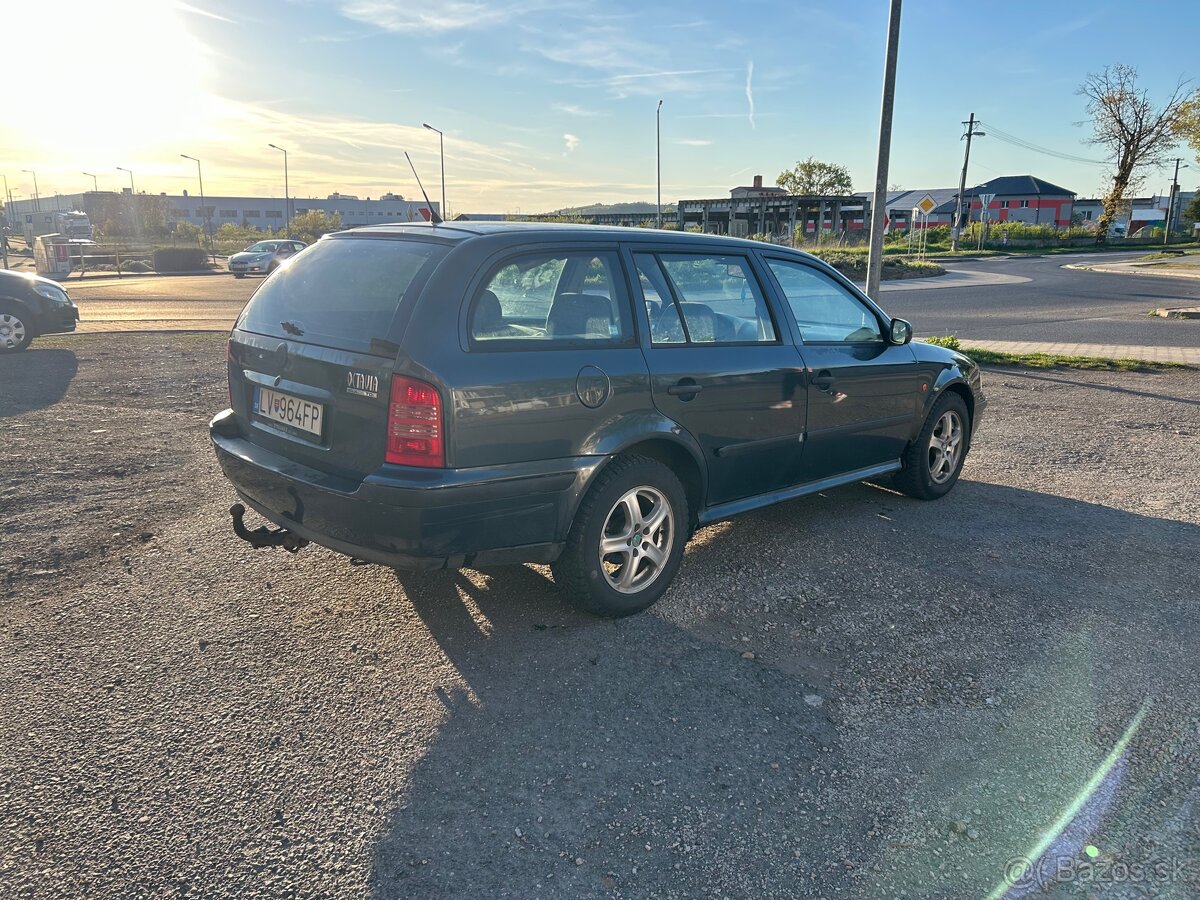 Škoda octavia 1.9 TDi combi - 6