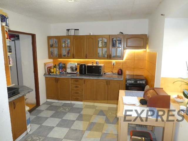 RK EXPRES - predaj rodinný dom v Handlovej, ul. Krasku - 6