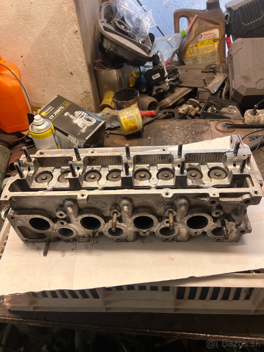 KIA sportage 2.0 td - 6