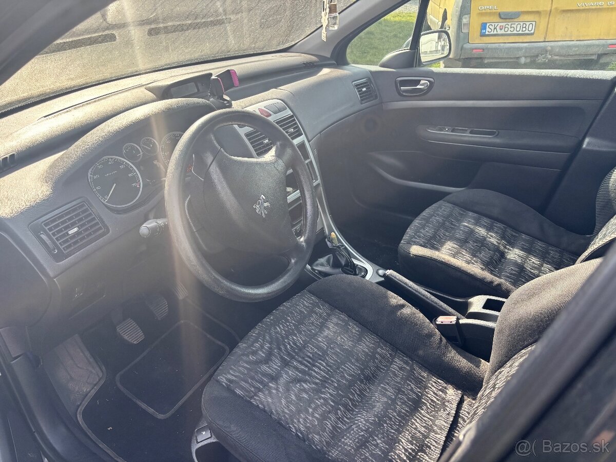 ROZPREDÀM PEUGOT 307 1.6 benzín 80kw - 6