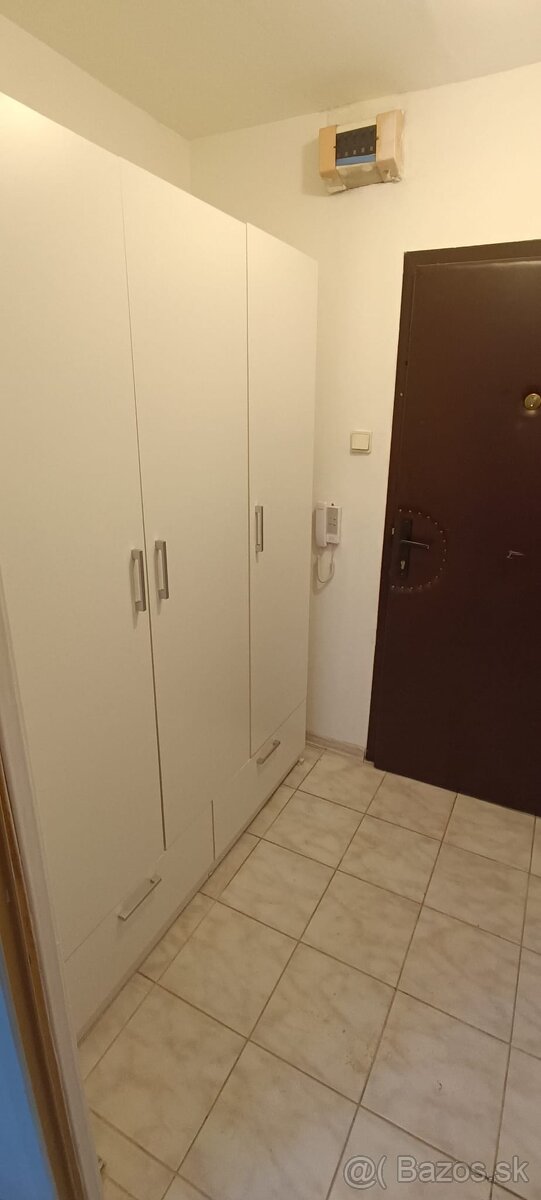 Na prenájom1 izbový byt v meste v meste Dunajská Streda - 6