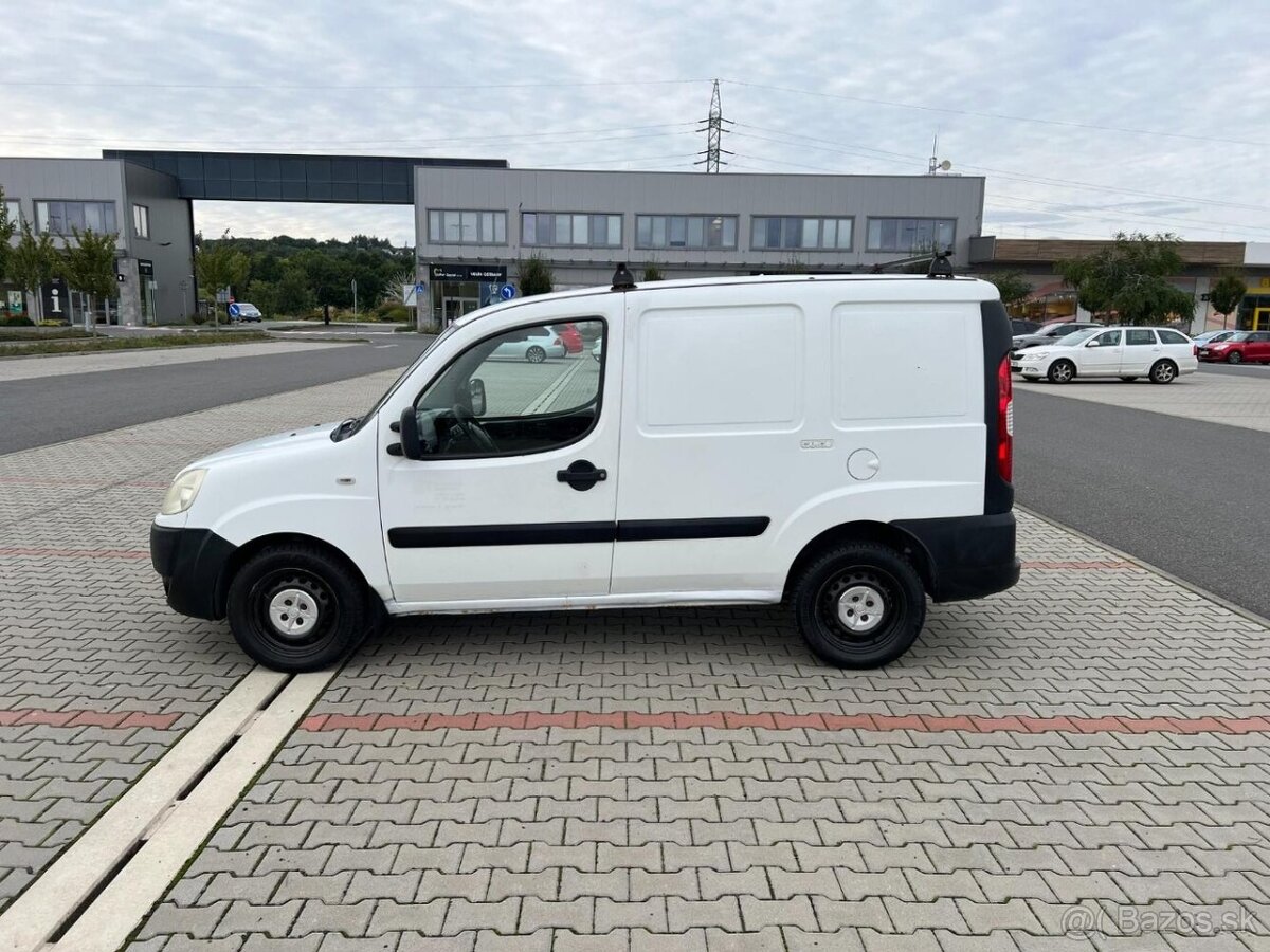 Fiat Doblo Cargo 1.4i 57kw ČR DPH - 6