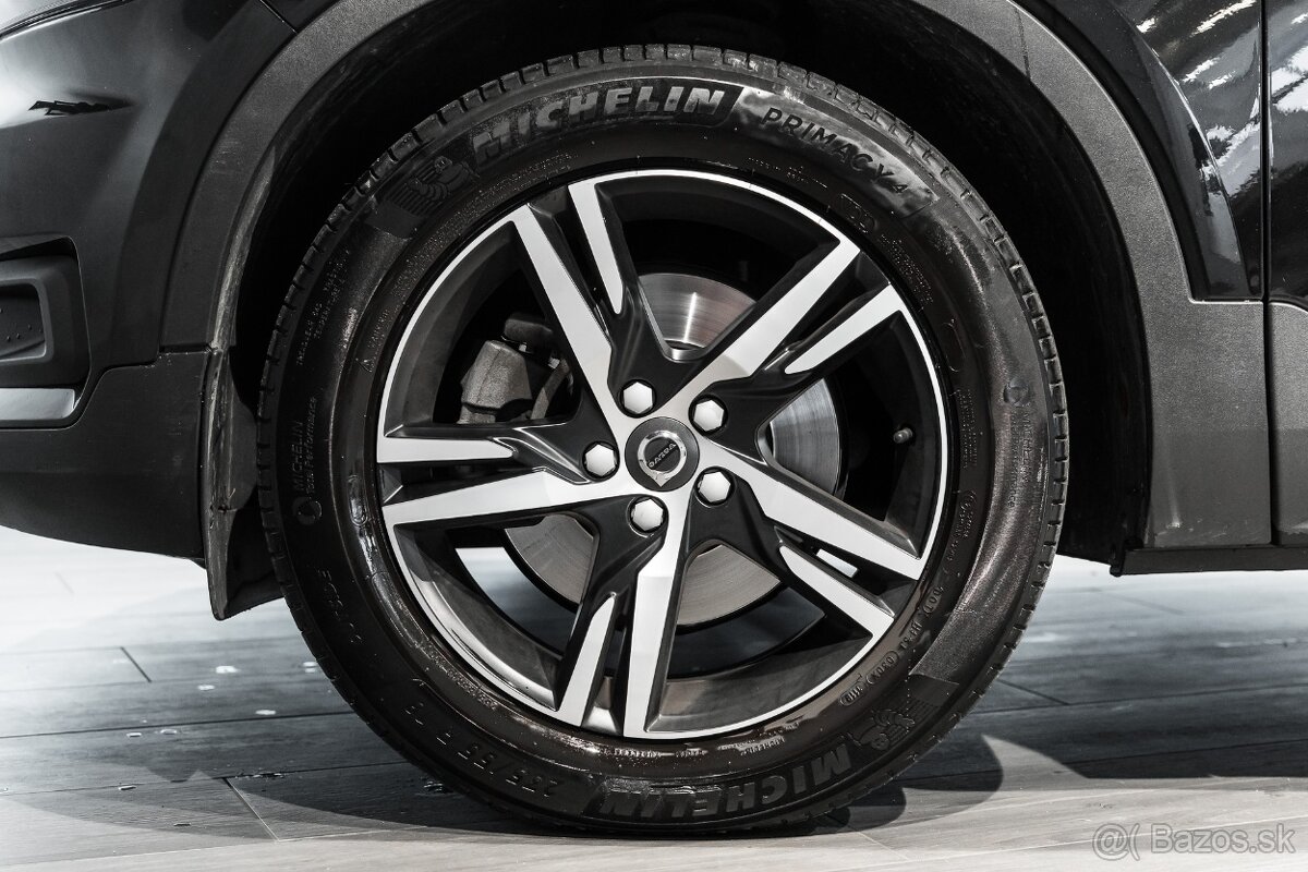 Volvo XC40 T4 190k Momentum Pro A/T - 6