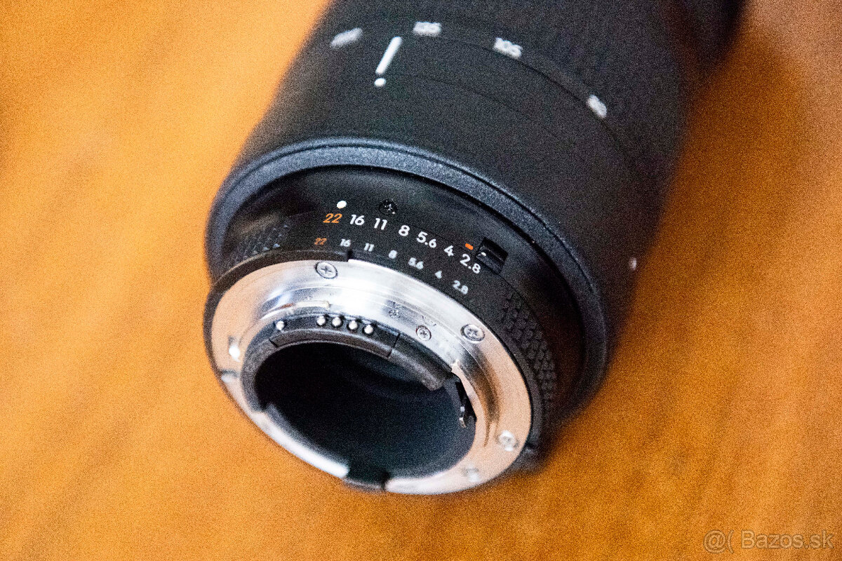 Nikon 80-200mm f/2.8 - 6