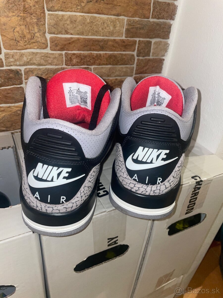 Nike Air Jordan Retro - 6