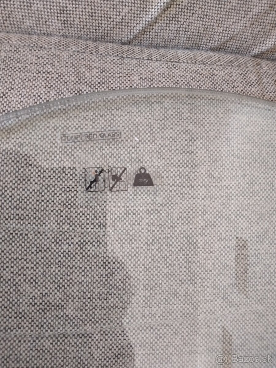 Sklený konferencny stolik - 6