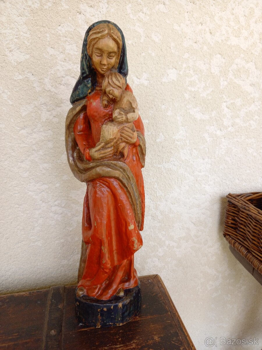 Madona drevorezba - 6