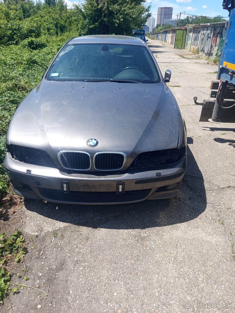 Kúpim staré auto rámy - 6