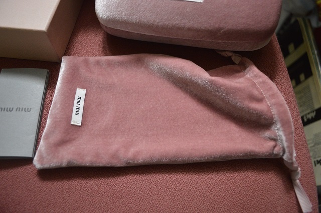 predam uplne novy obal na okuliare MIU MIU - 6