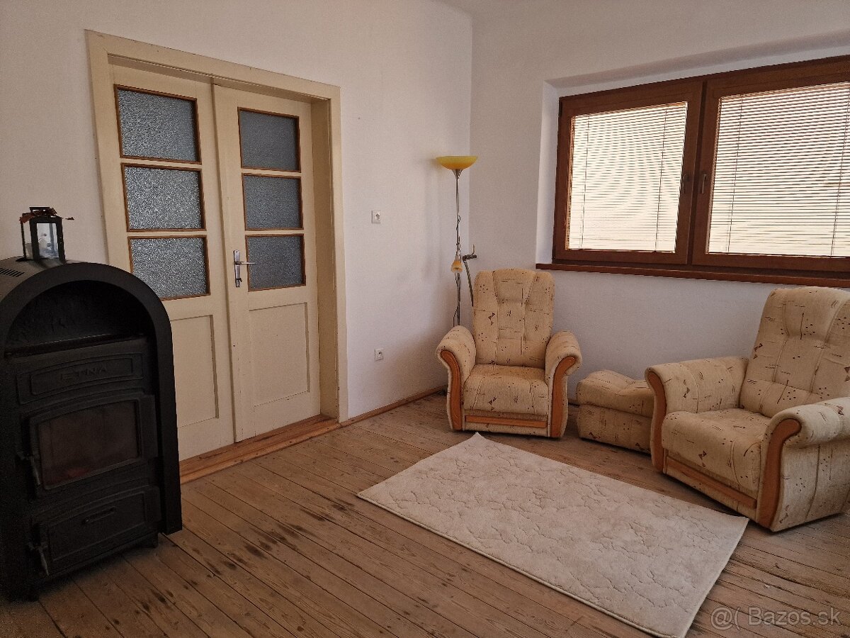 Na predaj 5-izbový rodinný dom - 6