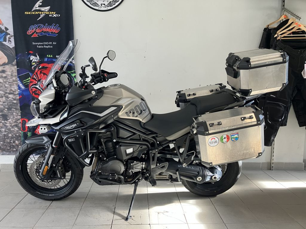 Triumph Tiger 1200 Desert - 6