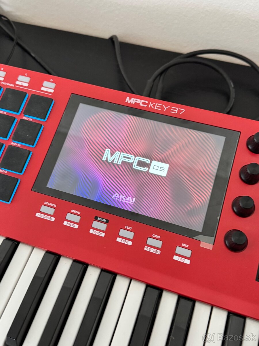 AKAI MPC Key 37 - 6