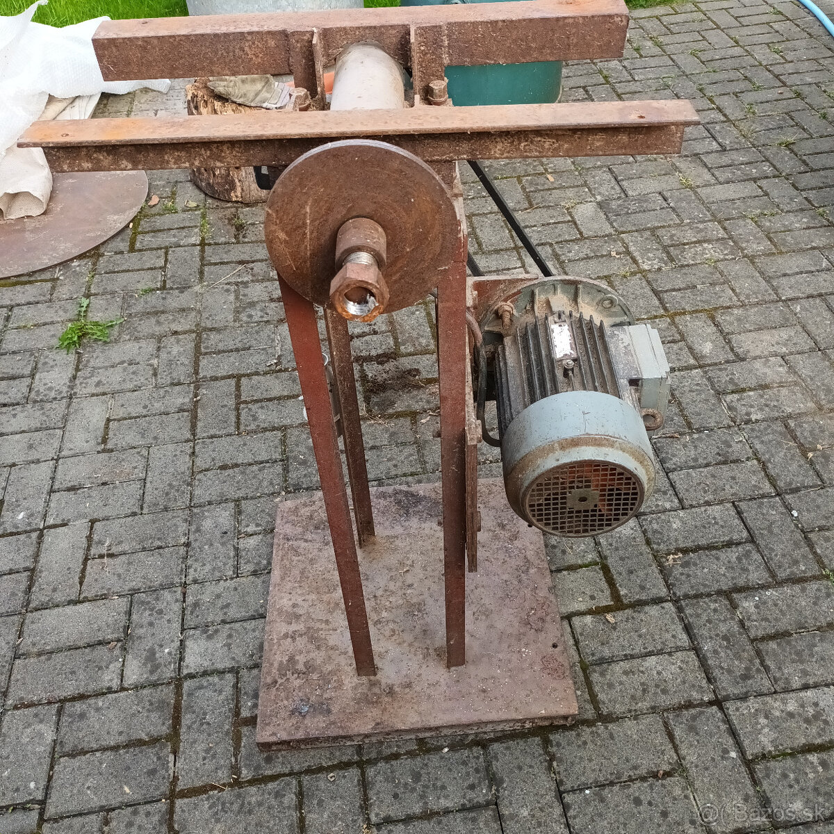 Predám malý cirkulár - 6