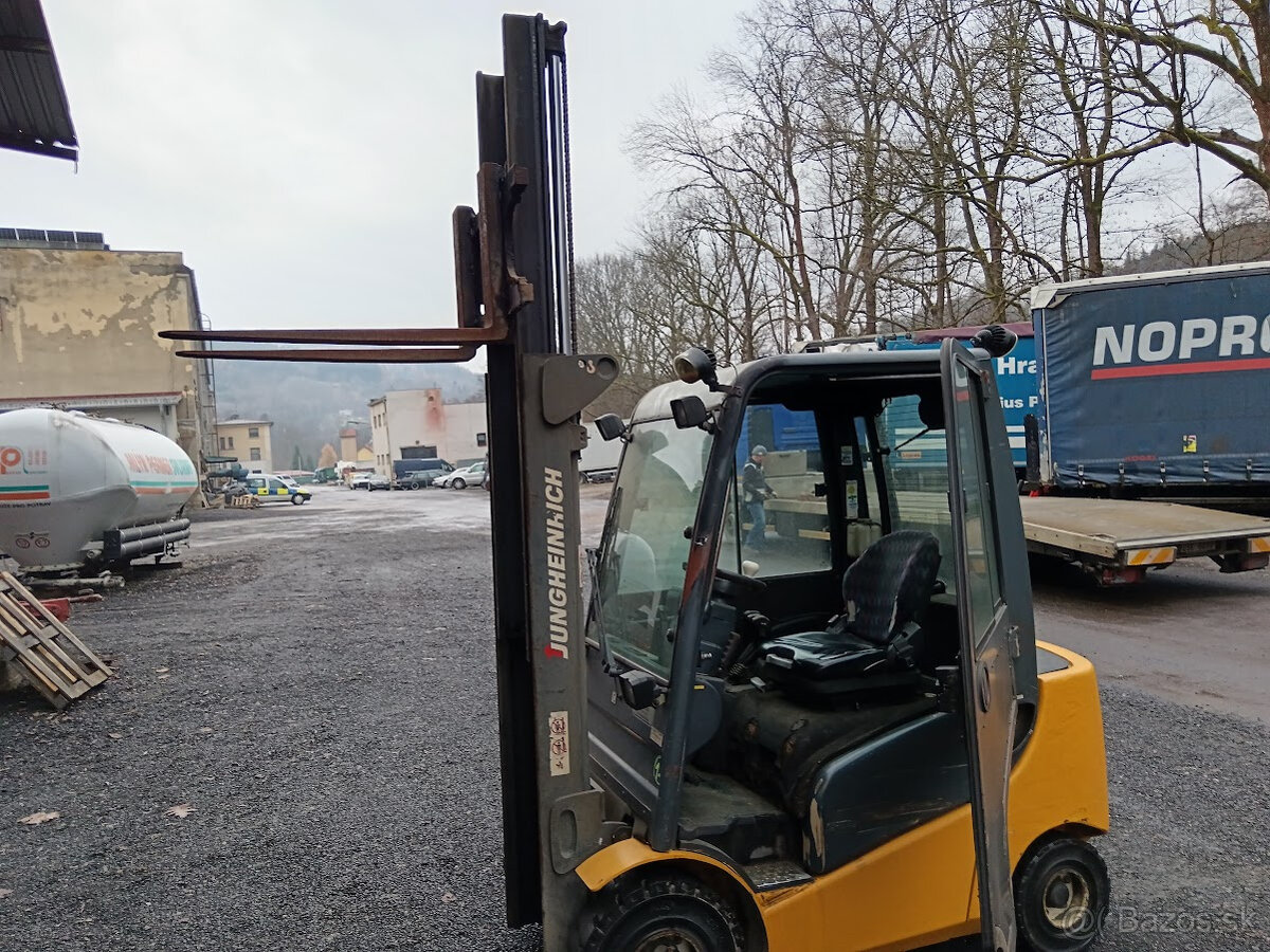 Jungheinrich DFG 320 diesel 450cm zdvih - - 6