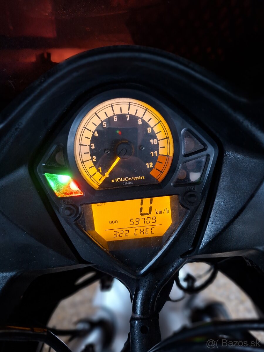 Suzuki sv650s - 6