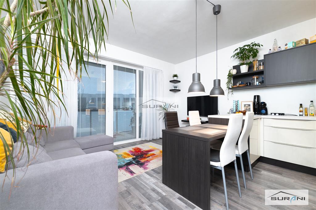 Zariadený 2-izbový byt s balkónom, parkovacie státie,... - 6