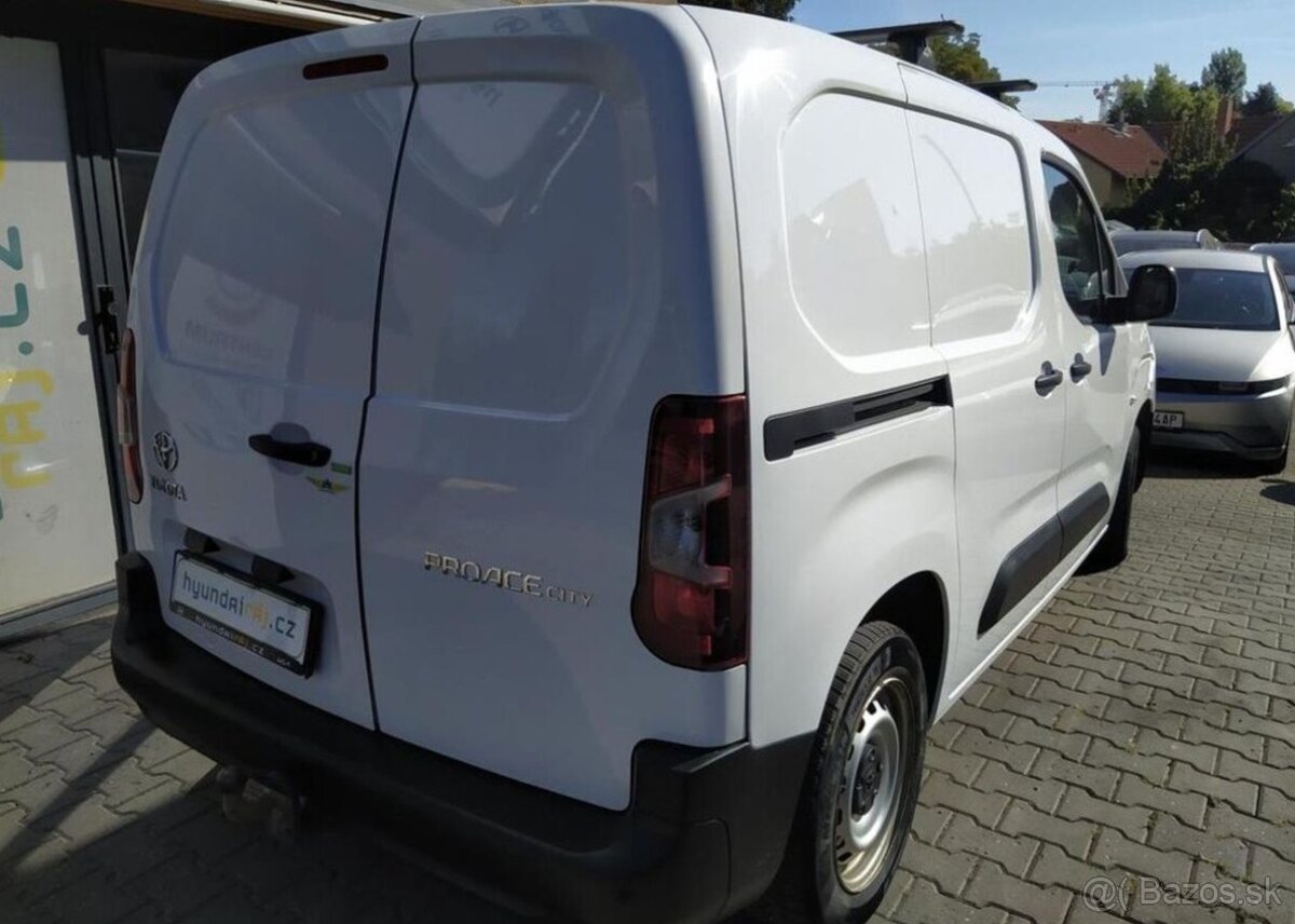 Toyota Proace 1.5-75kw-MOD.INTERIÉR - 6