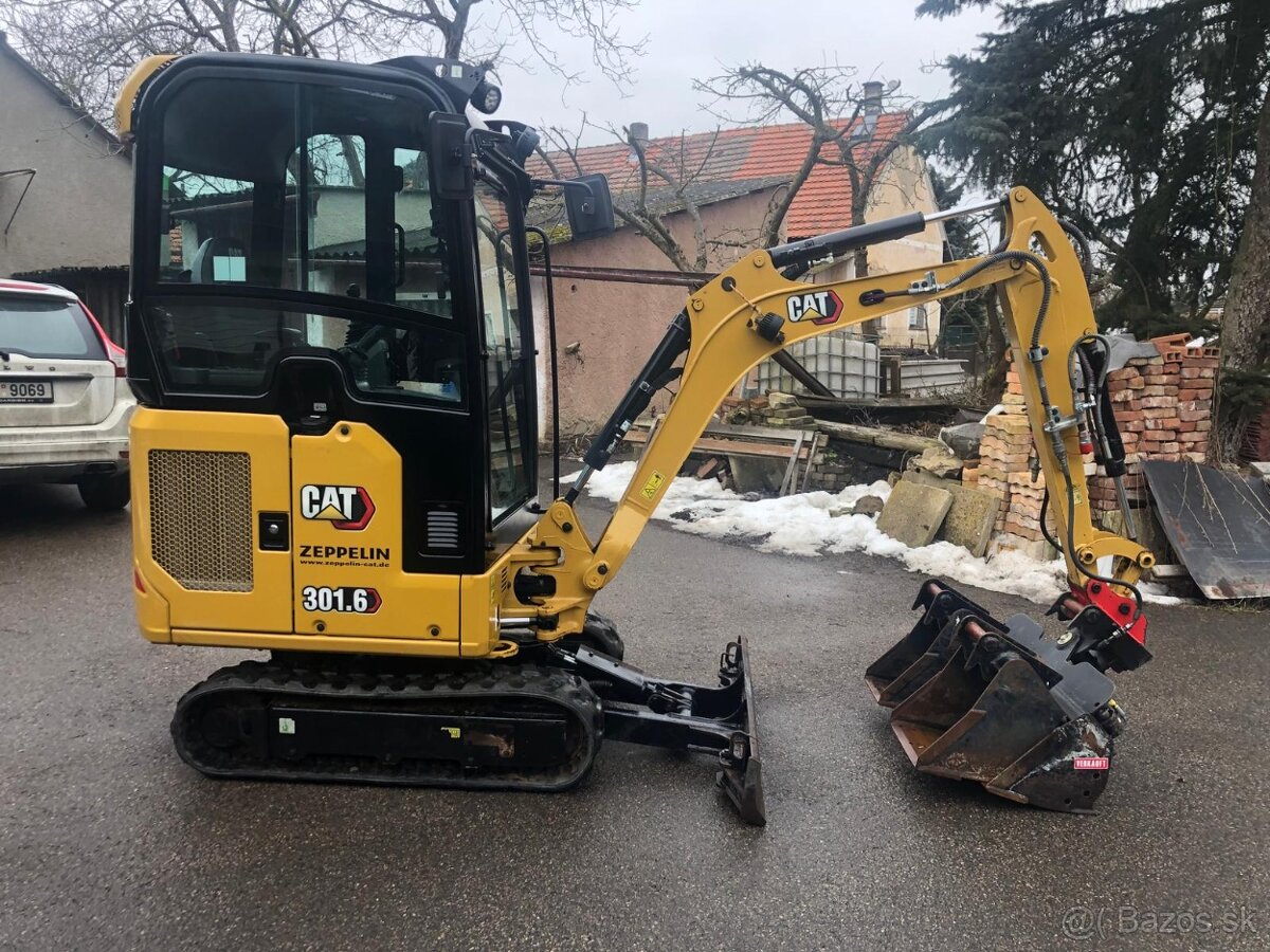 Caterpillar CAT 301.6 - 6