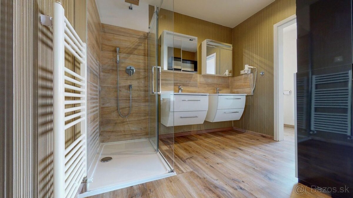 Prenájom luxusný apartmán v centre Nitry, terasa 70 m2 - 6