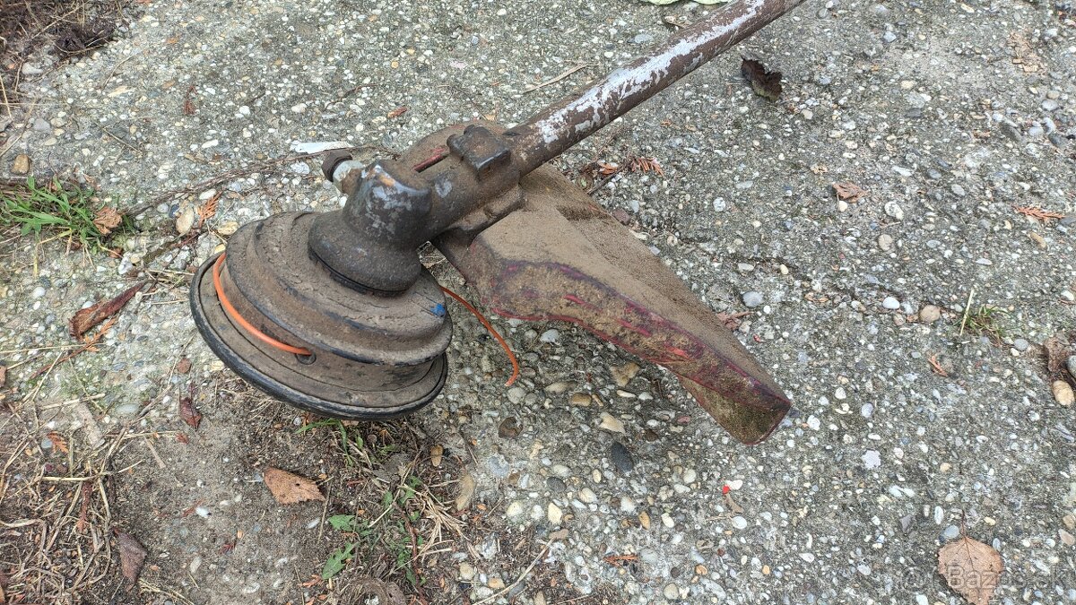 Krovinorez Husqvarna - 6