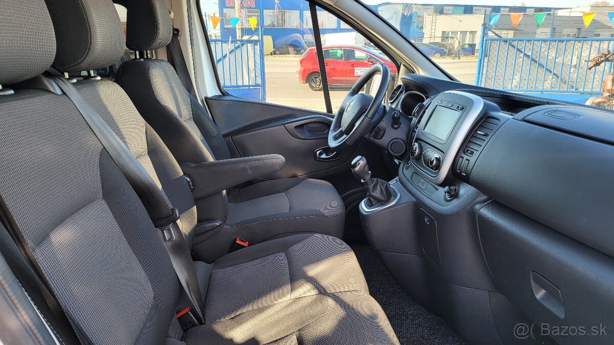 Renault Trafic 2,0 dCi-107 kw 6.miestny L2H1 - 6